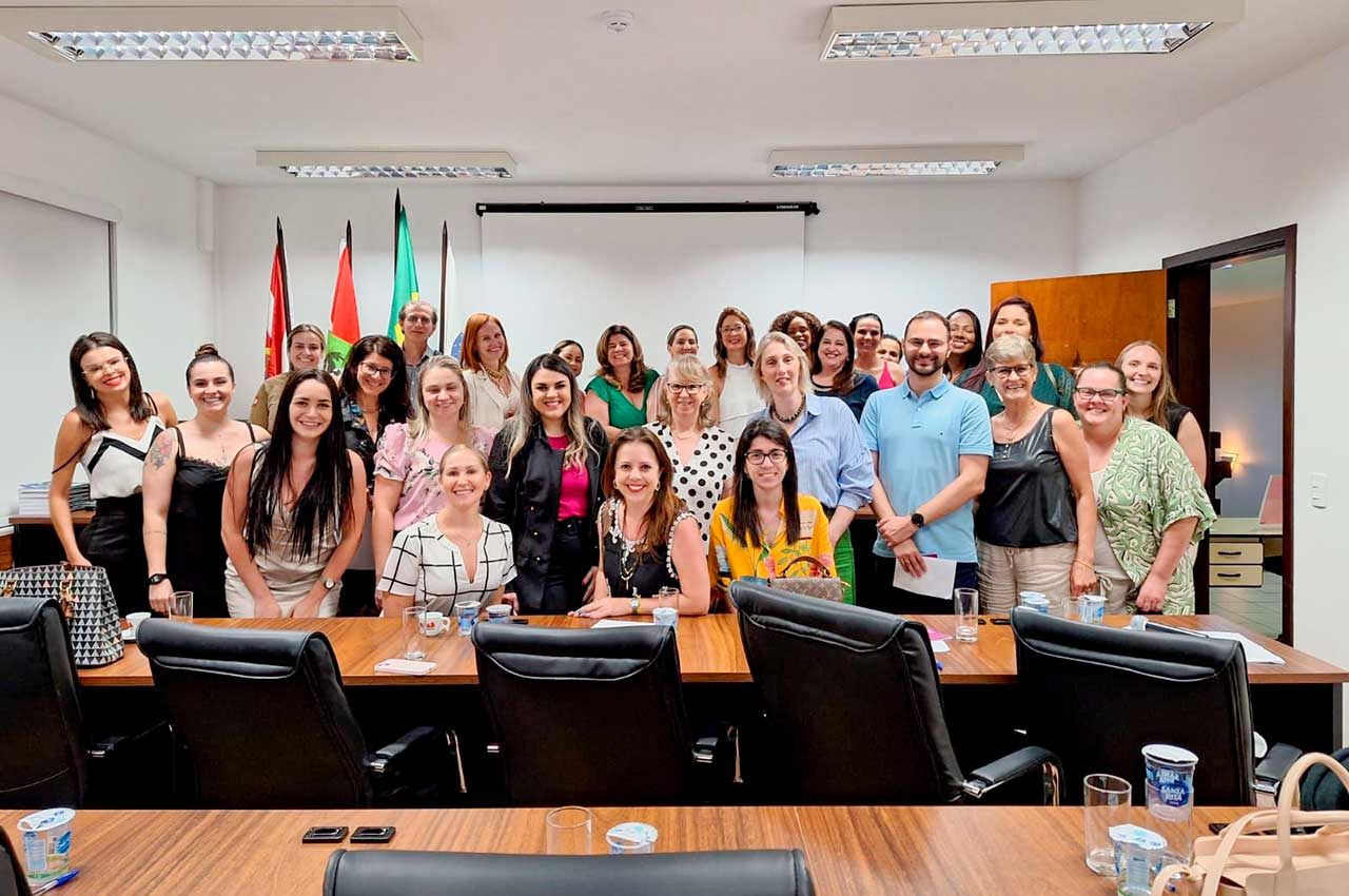 20231205 elas roda de conversa site