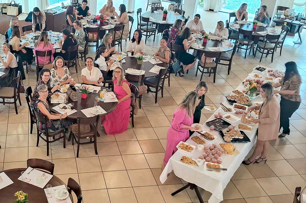 20240312 mulher cafe site