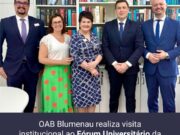 OAB Blumenau realiza visita institucional ao Fórum Universitário da Comarca