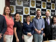 Delegado Jhon Endy Lamb recebe comitiva da OAB Blumenau