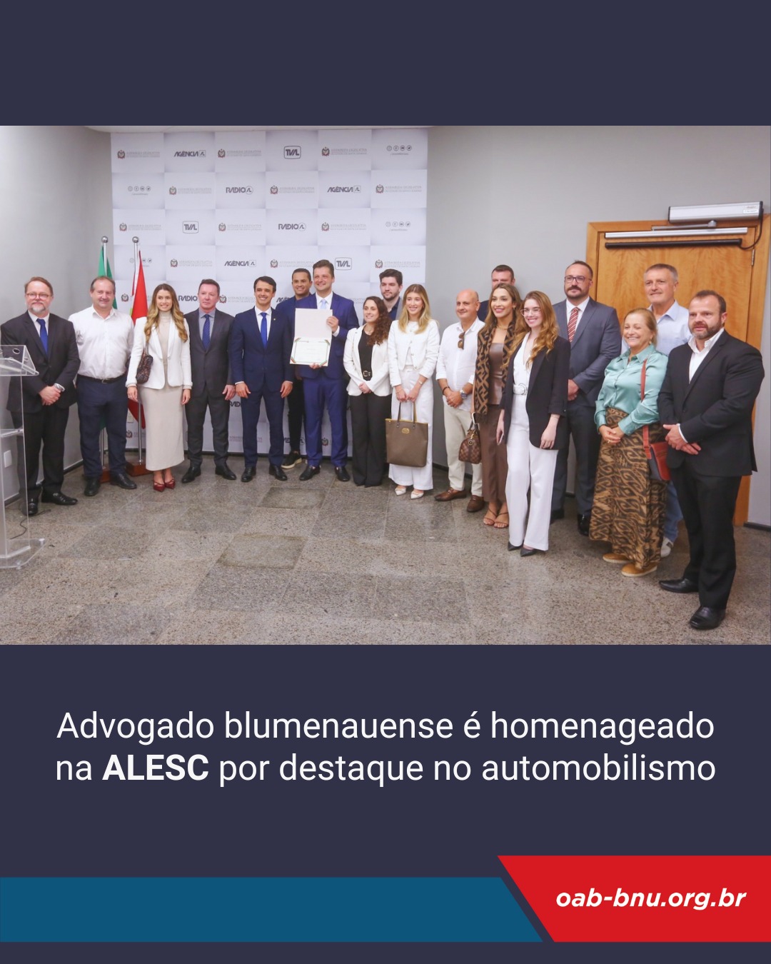 Advogado da OAB BLUMENAU é homenageado na Assembleia Legislativa de Santa Catarina
